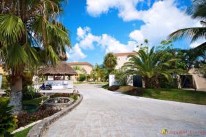 61C4784F-8B25-4B1F-9982-E55BB9AAFD23